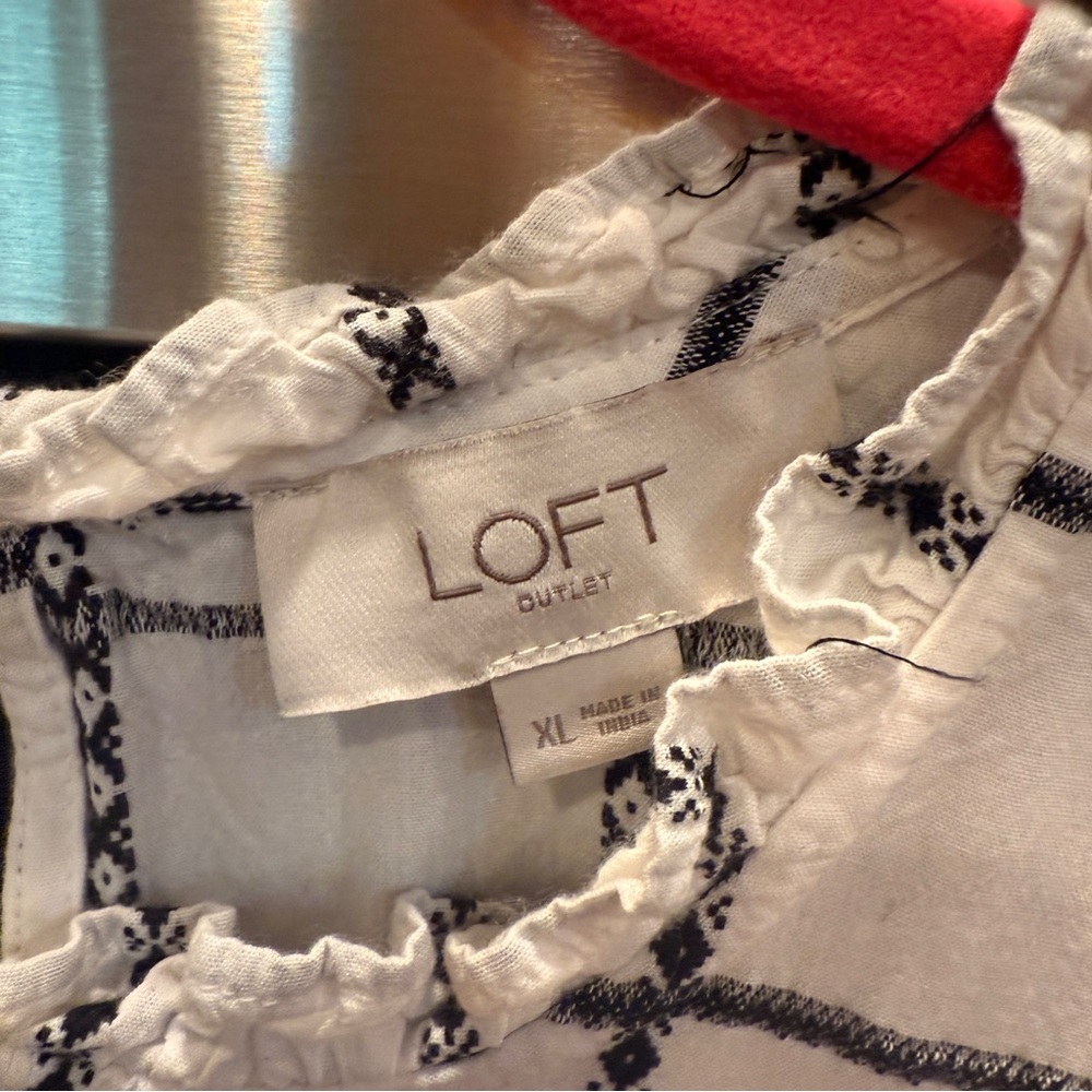 LOFT White and Black Checkered Blouse Xl - Picture 4 of 9